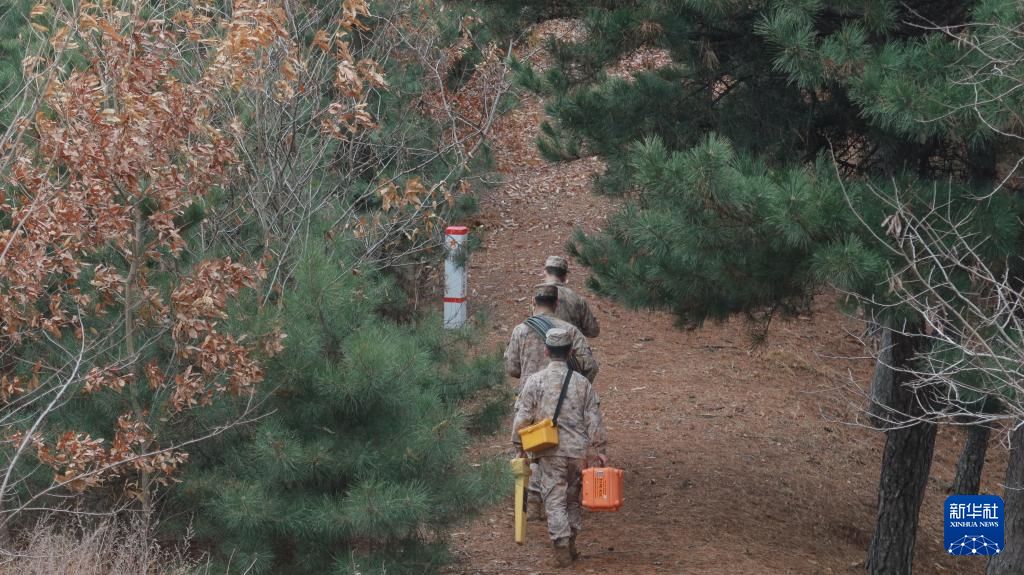 新春走基层｜最好的节日礼物是全时畅通&mdash;&mdash;随战略支援部队某部通信兵巡线见闻