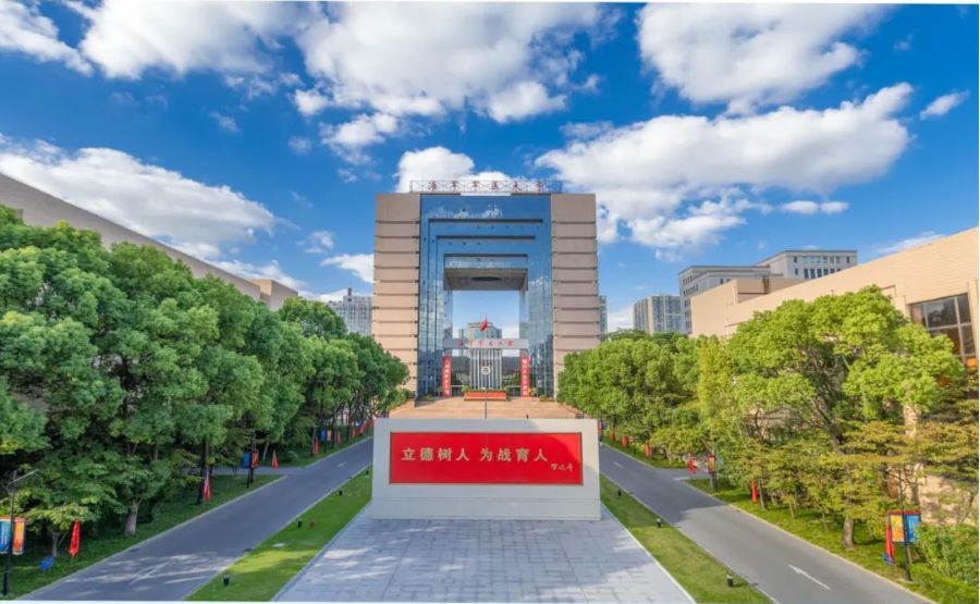 七十五载赓续荣光！这所军校的新时代变化惊艳了时光